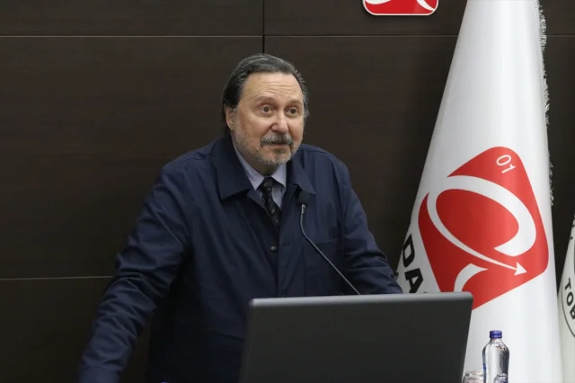 Adana'da Yatırımcılara ABD'nin Fırsatları Anlatıldı