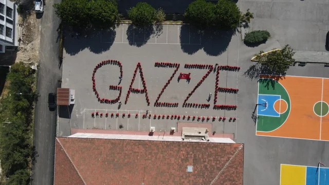Samsun'da liselilerin Gazze için unutulmaz koreografisi
