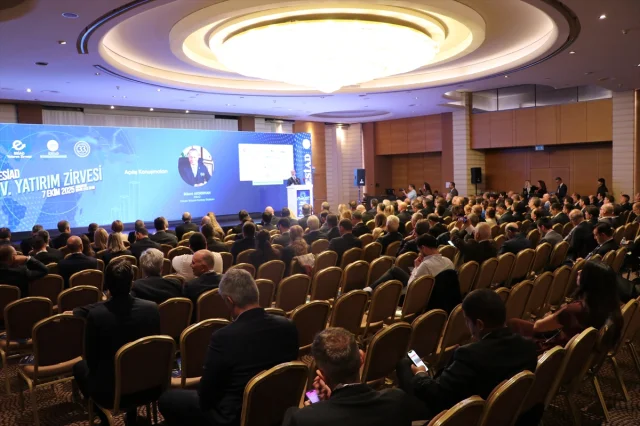 İzmir Savunma ve Havacılık Zirveleri İle Geleceği Şekillendiriyor