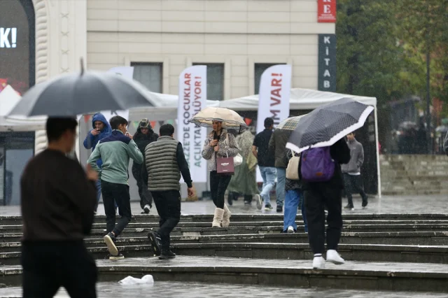 Bursa'da Sağanak Başladı Halk Dikkat Edilmeli mi
