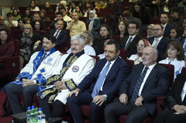 Uluslararası Saraybosna Üniversitesi Yılın İlk Dersinde Savaşın Etkilerine Vurgu Yaptı