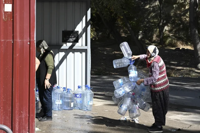 Ankara'nın bazı mahallelerinde su krizi büyüyor