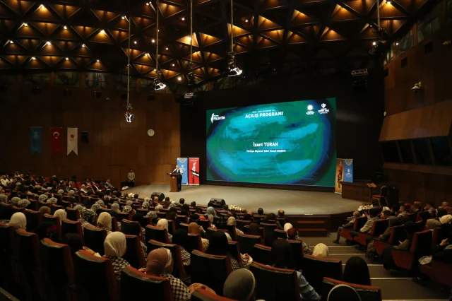 Türkiye Diyanet Vakfı'nın 'İlk Ders: Filistin' Programına İlgi Büyük Oldu