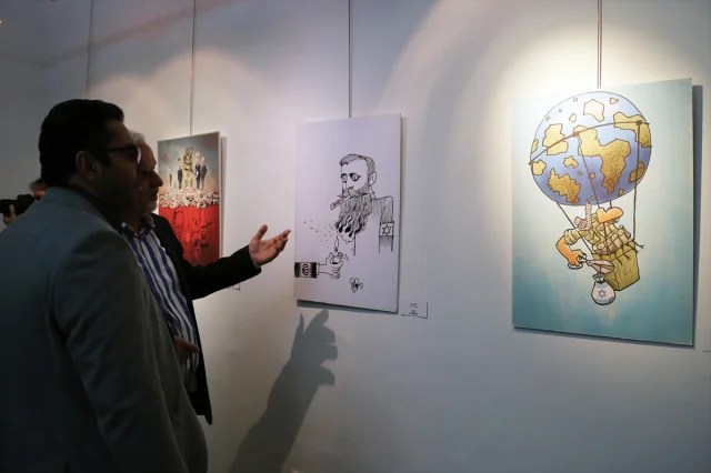 Tahran'da 'Suç Senfonisi' Karikatür Sergisi Açıldı
