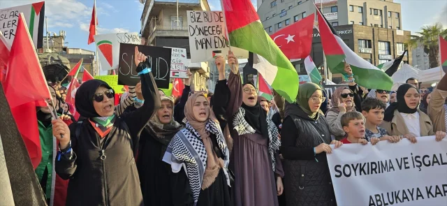 Zonguldak Halkı Gazze İçin Yürüdü: Destek Mesajları Yankı Buldu