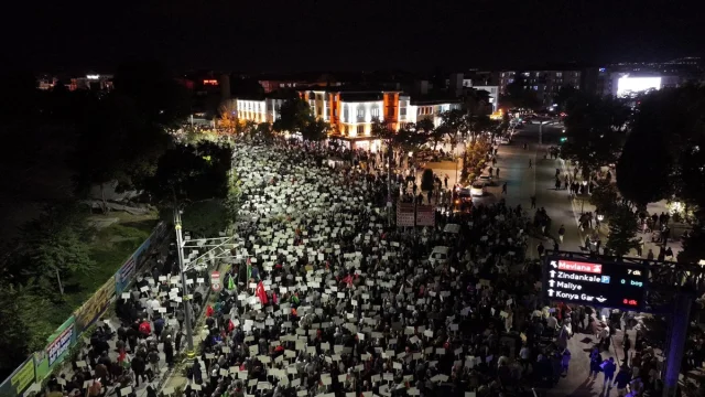 Konya'da Gazze İçin Duygu Dolu Protesto Yürüyüşü