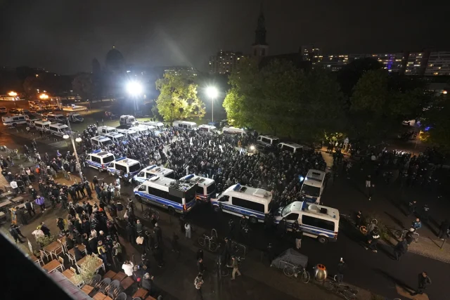 Berlin'de Filistin'e Destek Gösterilerine Polis Sert Müdahale