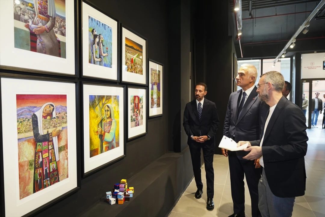 Filistinli Sanatçılardan Hayran Bırakan Sergi Ziyareti