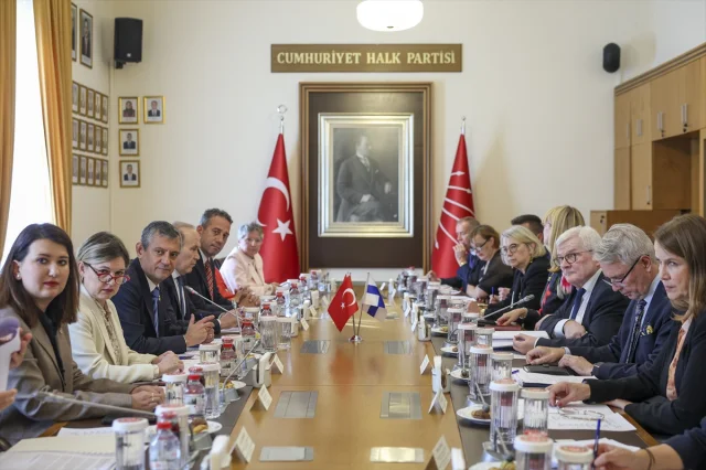 CHP Lideri Özel, Finlandiya'nın Dış Politikadaki Rotasını Ta...