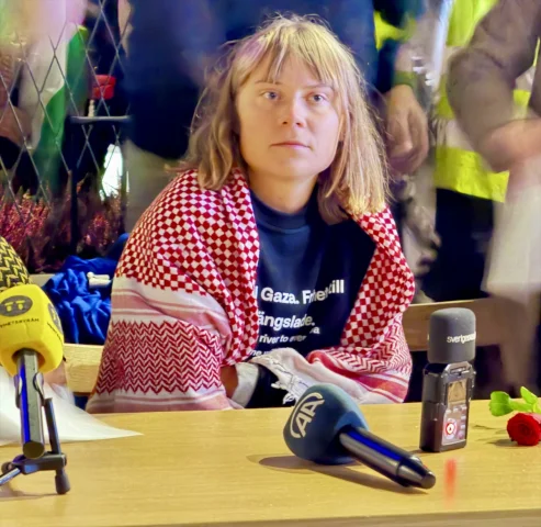Greta Thunberg: İsrail'de Temiz Su Bulamadık Hastalandık