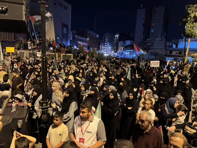 Adana ve Hatay'da Filoyu Hedef Alan İsrail'e Protesto Yağmuru