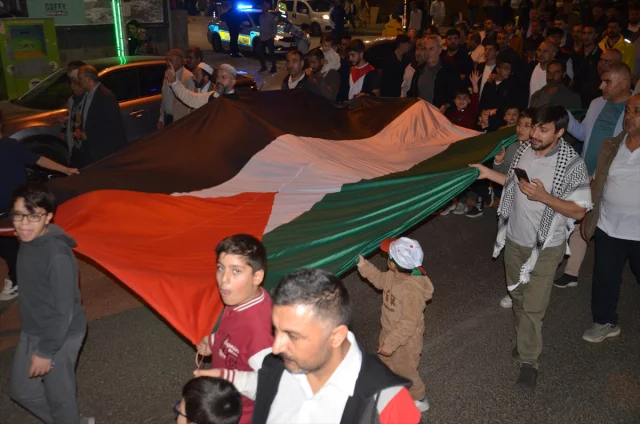 Muş’ta İsrail’e Karşı Gazze Protestosu Yoğun Katılımla Gerçekleşti
