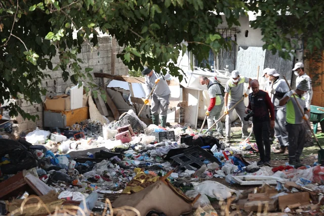 Antalya'da Çöpten Kurtarılan Evler Şaşırtıyor