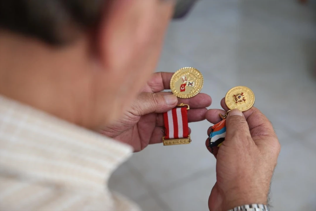 105 Yaşında Vefat Eden Kore Gazisinin Anıları ve Madalyaları Yeni Nesillere İlham Oluyor