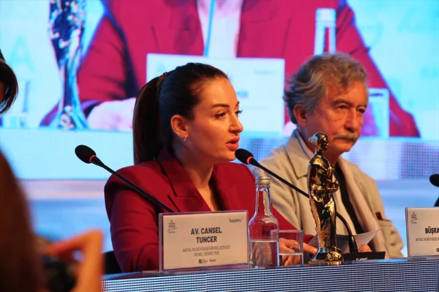 Antalya Altın Portakal Film Festivali'nde Kalpten Gelen Anlar