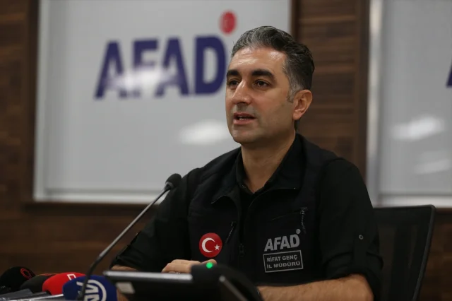 Muhtarlar Afetlerle Mücadele Etmek İçin AFAD İle Güçlerini B...