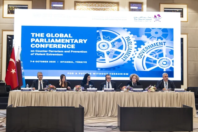 İstanbul'da Terörle Mücadele Konferansında Dijital Çağın Zorlukları Tartışılıyor