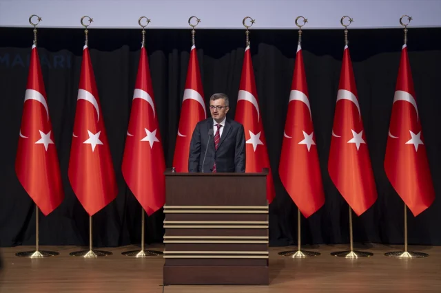 Dijitalleşmenin Hukuka Etkisi Burhanettin Duran'ın Sözleriyle Gündemde