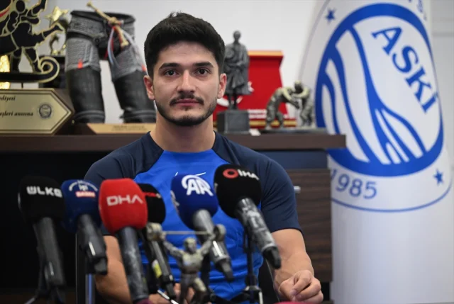 Halterde Muhammed Furkan'dan Rekorlarla Şampiyonluk