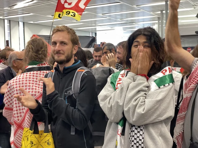 Fransız Aktivistler İsrail'den Sonra Ülkelerine Döndü