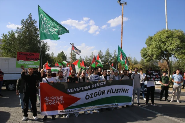 Diyarbakır, Batman ve Şırnak'ta İsrail Protestoları Büyüyor