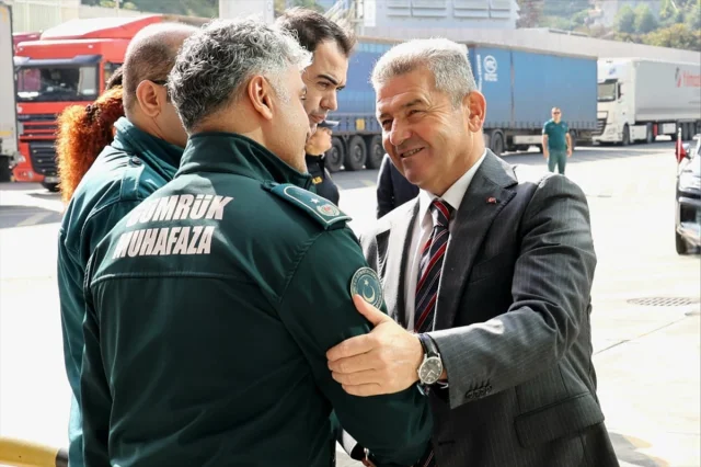 Sarp Sınır Kapısı Rekor Yolcu Sayısına Ulaştı: Detaylar Neler?