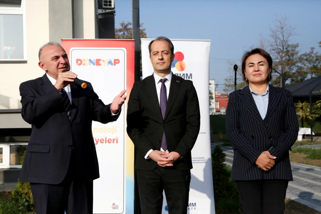 Türk Bilimi Kırgızistan'da Geleceği İnşa Ediyor: Bilim Bişkek'te 80 Öğrenci Eğitime Başladı