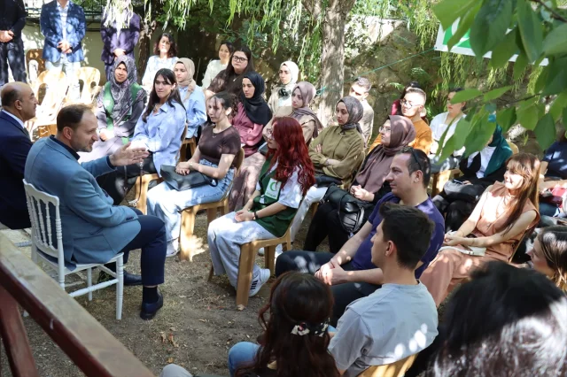 Mehmet Dinç Erzincan'da Üniversite Öğrencileriyle Kumar Tehdidini Tartıştı