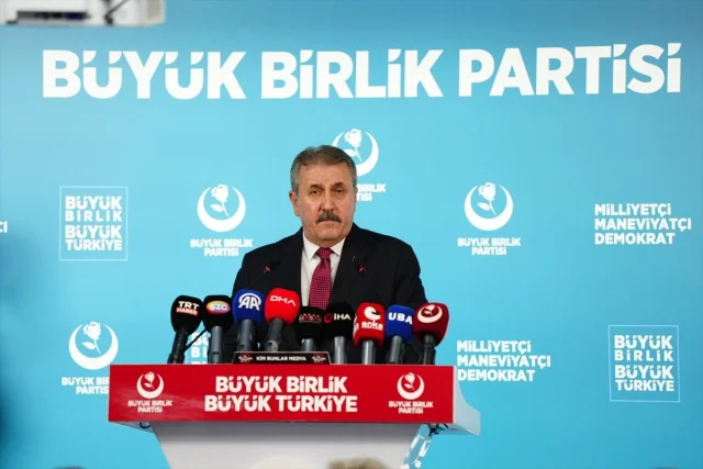 Mustafa Destici İsrail'e Seslendi: "Milletvekillerimizi Geri İstiyoruz"