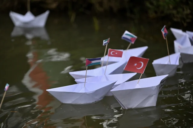 Düzce'de kağıttan gemilerle Filistin'e güçlü destek duyurusu