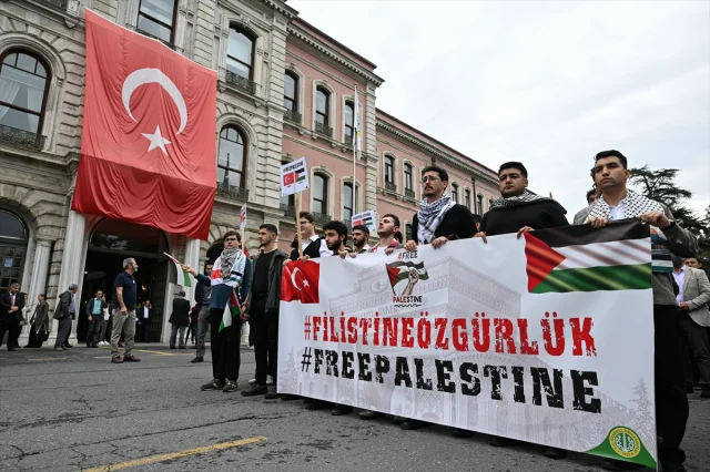 İstanbul Üniversitesi'nde Duygulandıran Gazze Yürüyüşü