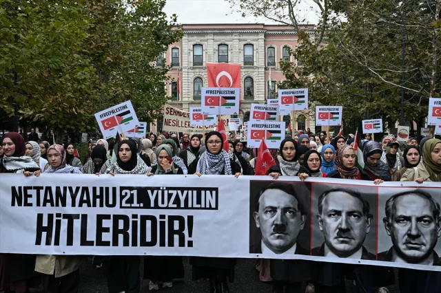 İstanbul Üniversitesi'nde Duygulandıran Gazze Yürüyüşü