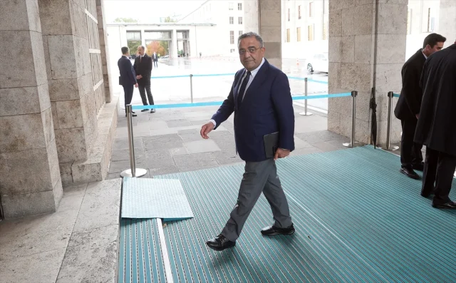 Milli Dayanışma Komisyonu'ndan Kritik Mesajlar