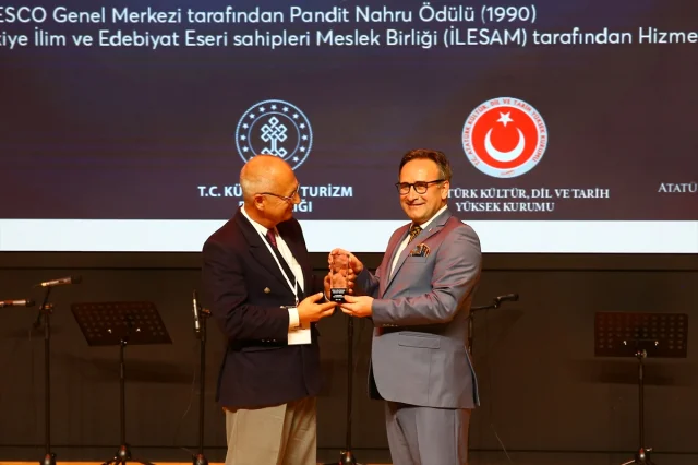 Türk Kültürü Kongresi Ankara'da Başladı Dünyaya Kapılarını Açıyor