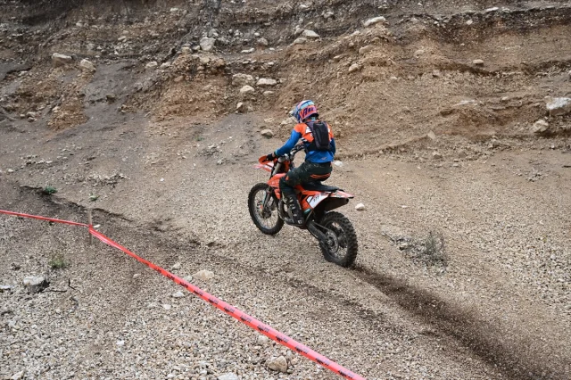 Antalya'da Nefes Kesen Sea To Sky Enduro Motosiklet Yarışı Başlıyor