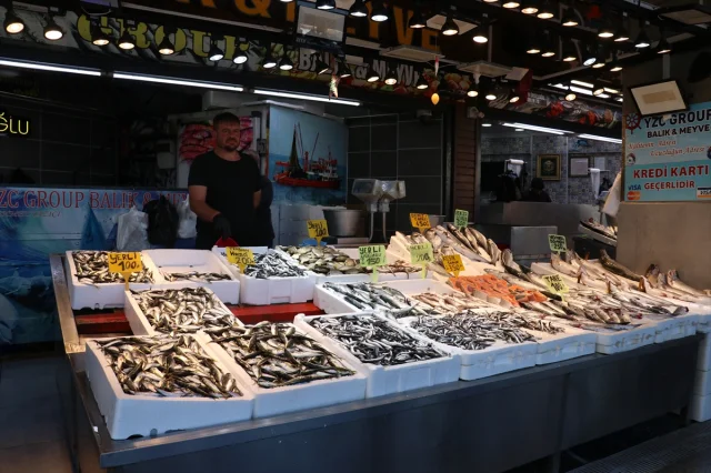 Trabzon'da Balık Avı Sezonu Canlı Başladı: İstavrit Tezgahlarda İlgi Odağı