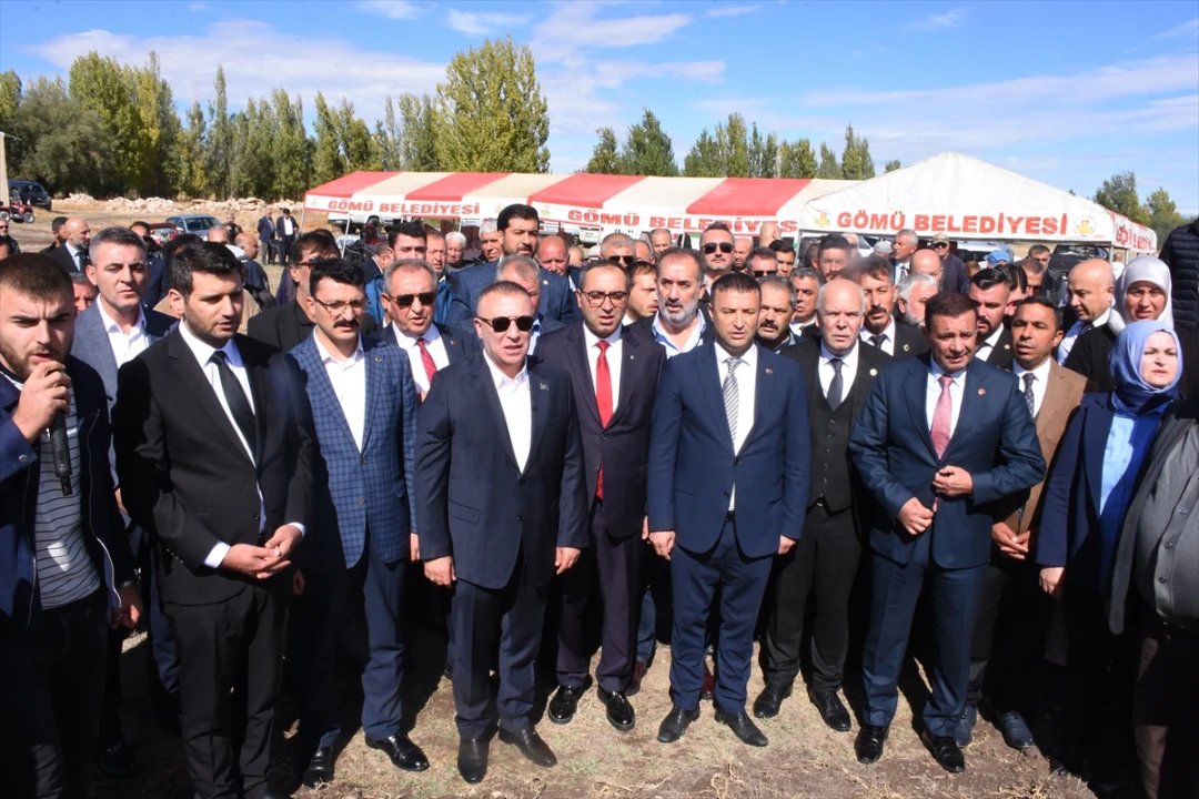 MHP'li İzzet Ulvi Yönter'den Afyonkarahisar Çıkarması