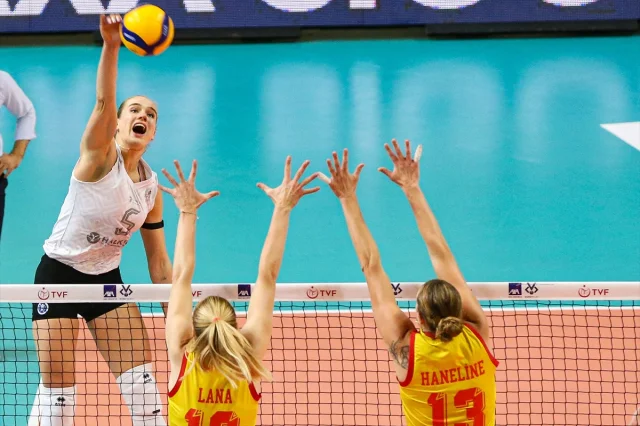 AXA Sigorta Kupa Voley Kadınlar Grubunda Göztepe'nin Zaferi