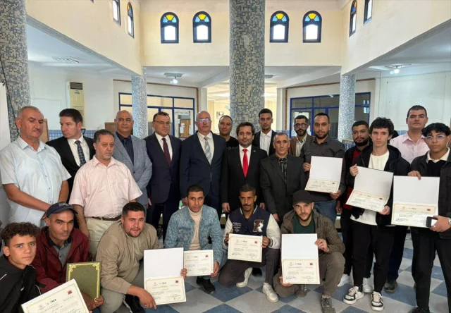 Cezayir'de Eğitime Katkı Güneş Enerjisi Laboratuvarları Kuruluyor