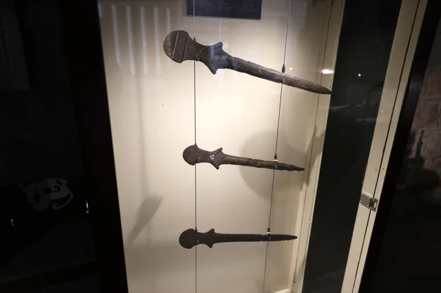 Arslantepe'de Bulunan Tarihi Kılıçlar Medeniyetlerin Gizemini Çözüyor