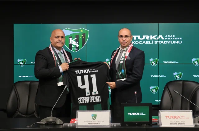 Kocaelispor'un Yeni Sponsoru Turka Araç Muayene ile Heyecan Verici Anlaşma