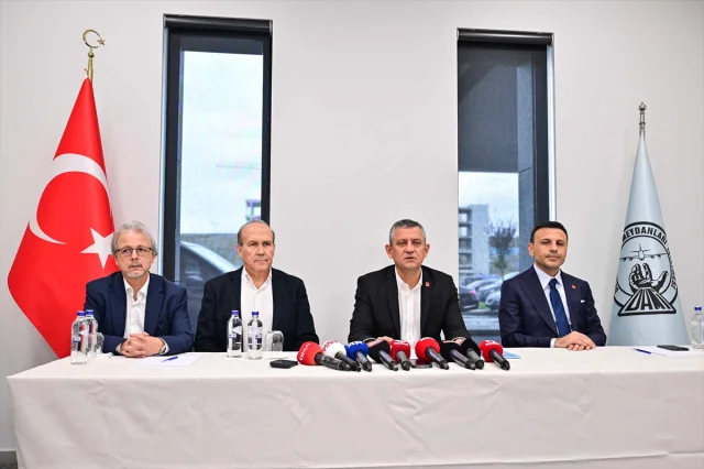 CHP Lideri Özel'den Avrupa Turu Öncesi Önemli Açıklamalar