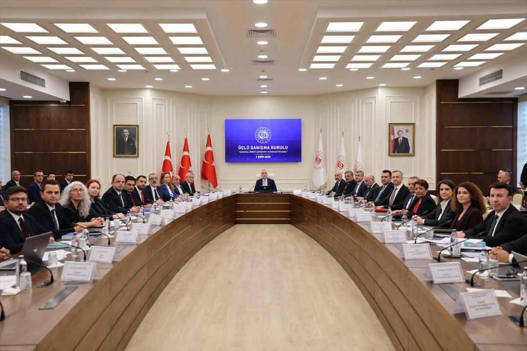 Vedat Işıkhan'dan Dijital Dönüşüm ve Sendikal Haklar Üzerine Önemli Açıklamalar