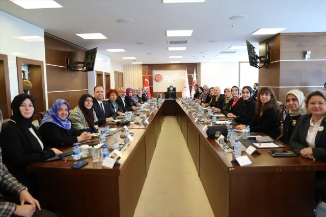 Bakan Göktaş'tan Şiddetle Mücadelede Yeni Adımlar: STK Temsilcileriyle Çalışma