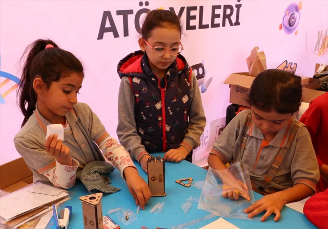Gaziantep'in AstroFest Bilim Şenliği Renkli Başladı