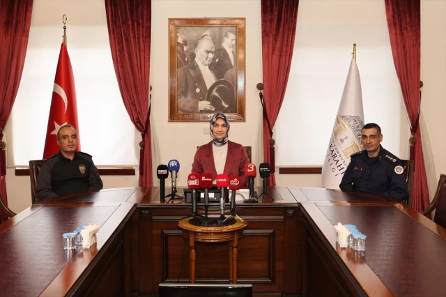 Belediye Meclis Üyesinin Videoları Şok Yarattı Soruşturma Ba...