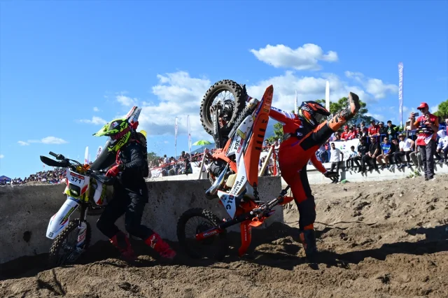 Sea To Sky Motosiklet Yarışında Heyecan Dorukta