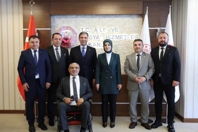 Bakan Göktaş'tan Sivil Toplum Vurgusu: AK Parti Heyetiyle Önemli Toplantı