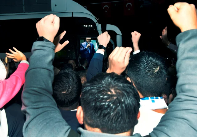Cumhurbaşkanı Erdoğan Rize'de Vatandaşlarla Bir Araya Geldi