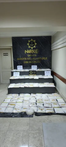 Sakarya'da Yüzlerce Kiloluk Uyuşturucu Operasyonu Şok Etti